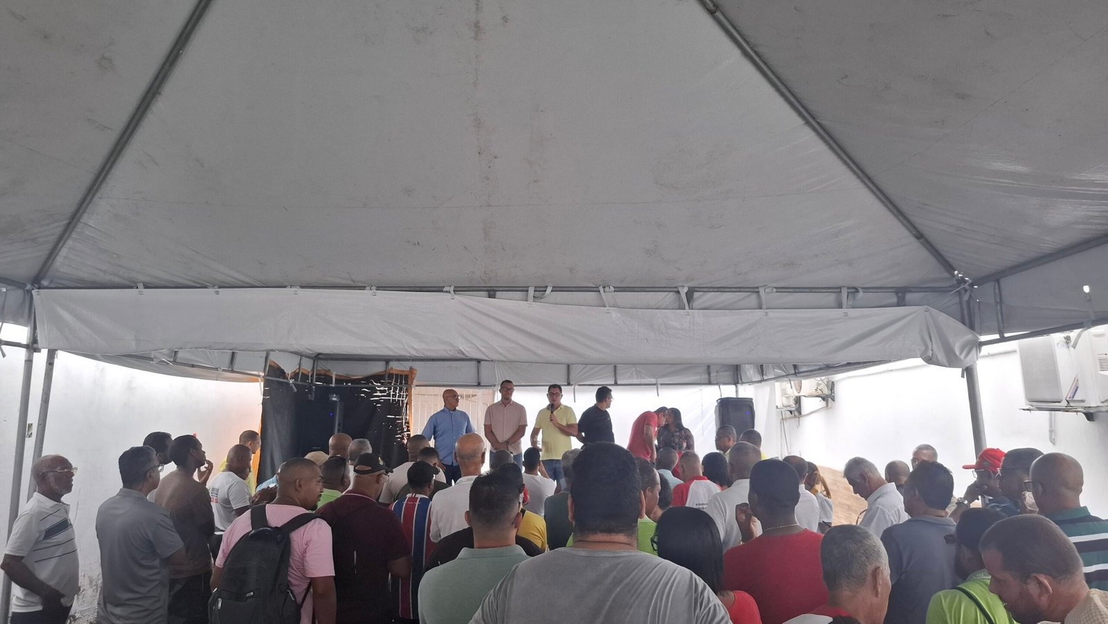 Rodoviários aprovam o Estado de Greve da classe