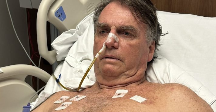 Bolsonaro volta a usar imagem do próprio corpo como estratégia política nas redes