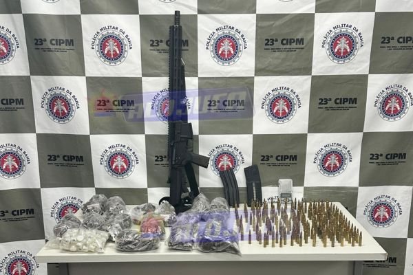 PM realiza apreensão de materiais após fuga de bandidos em Tancredo Neves
