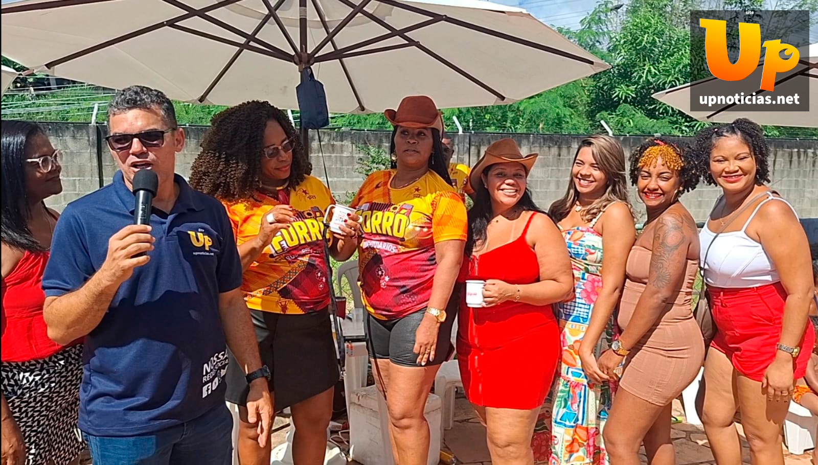 Bate papo com um grupo e mulheres rodoviárias no Forró dos Rodoviários 2025