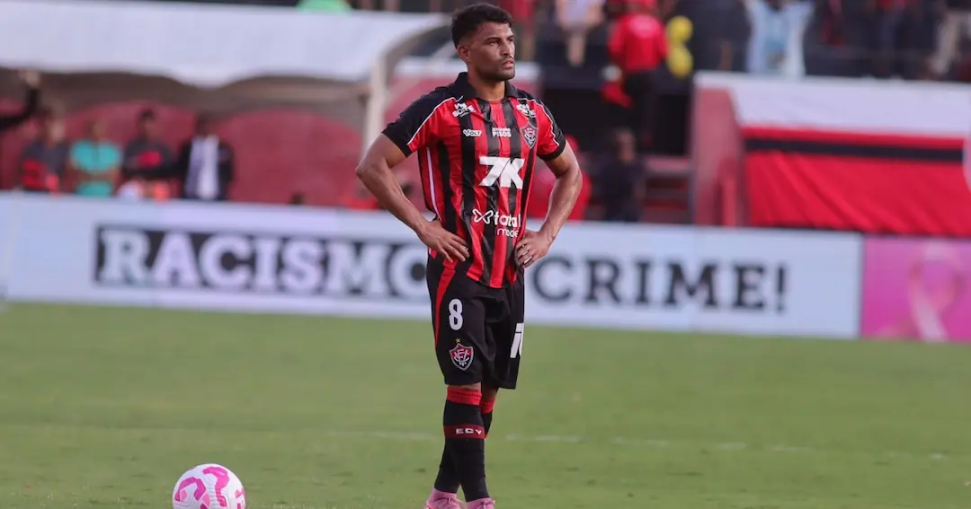 Vitória perde três titulares por suspensão para enfrentar Cruzeiro pelo Brasileirão