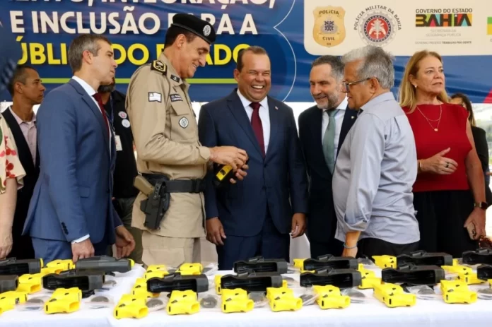 Bahia adere a programas nacionais de câmeras corporais em policiais