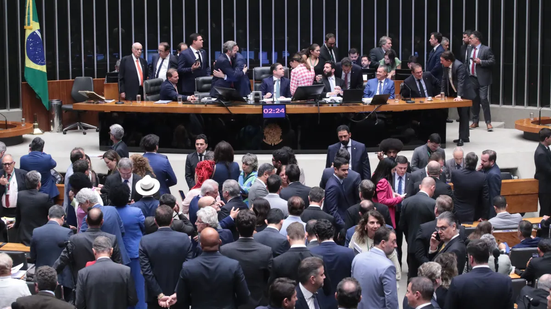 Movimentos sociais organizam grande ato contra aprovação do PL da Anistia