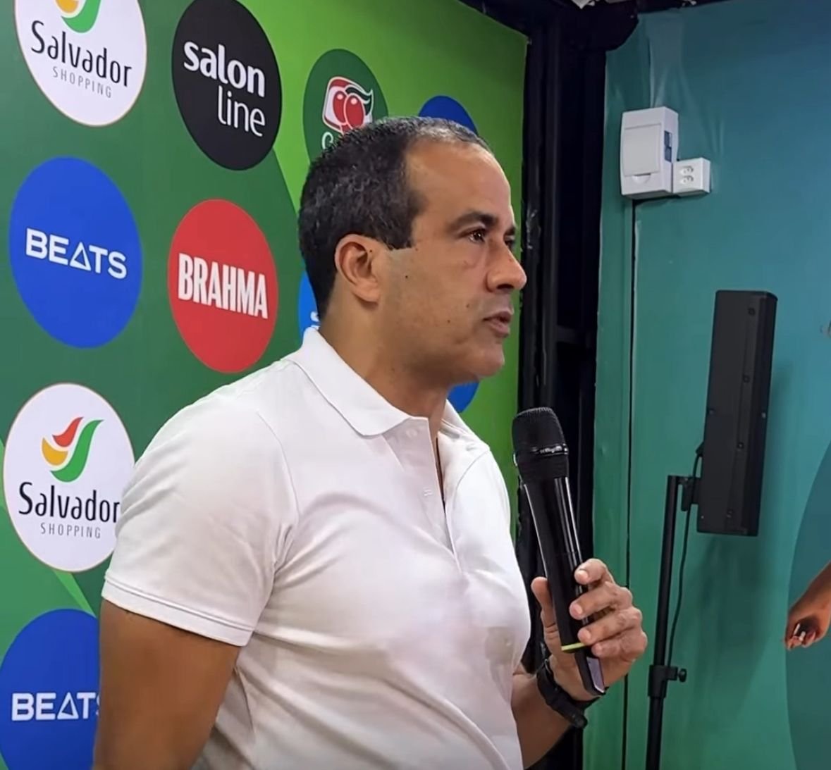 Prefeito confirma reajuste na tarifa de ônibus em Salvador para 2026; valor ainda deve ser discutido