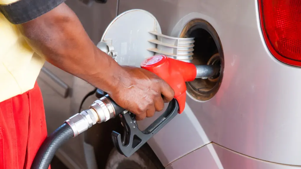 Governo articula com estados redução temporária do ICMS sobre diesel para evitar crise no abastecimento