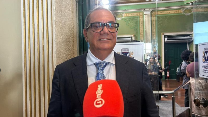 Carlos Muniz sai em defesa de Geraldo Júnior e se posiciona sobre MDB na chapa de ACM Neto