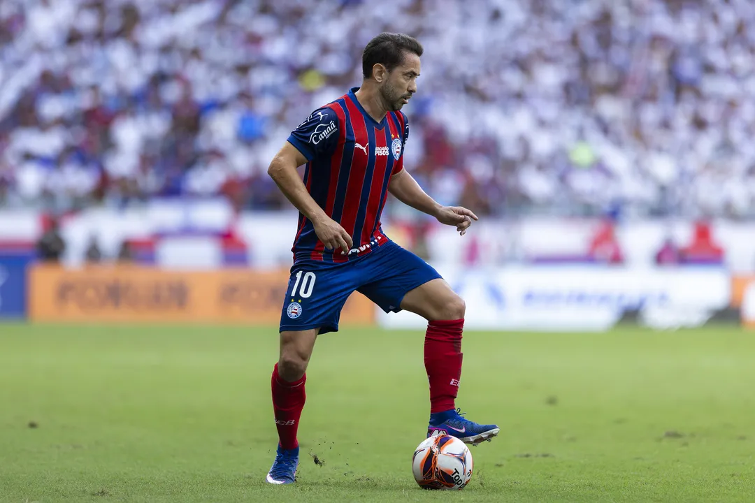 Éverton Ribeiro vira dúvida no Bahia e pode ficar fora do BaVi