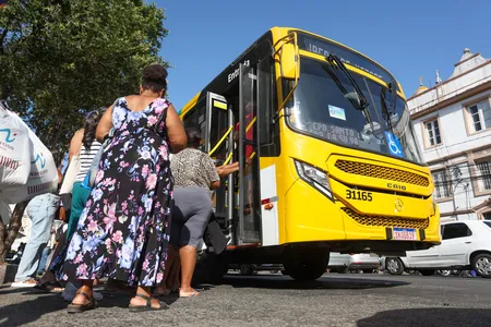 Salvador pode ter linha de ônibus exclusiva para mulheres