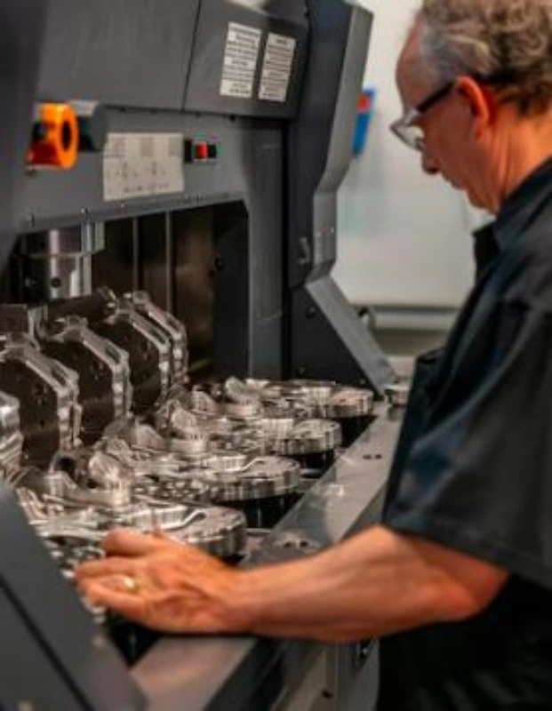 VEJA como Entidades Empresariais querem travar o fim da escala 6×1, proposta pelo governo Lula