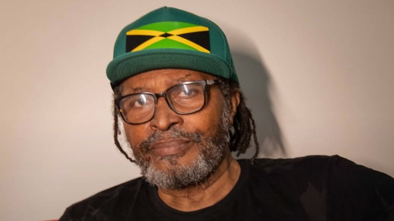 Edson Gomes “se manifesta” após polêmica com Daniela Mercury e acusações de violência doméstica; confira