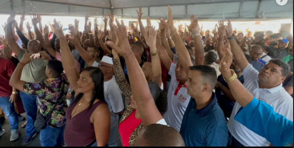 Na primeira rodada da assembleia, na manhã desta sexta-feira (22),
