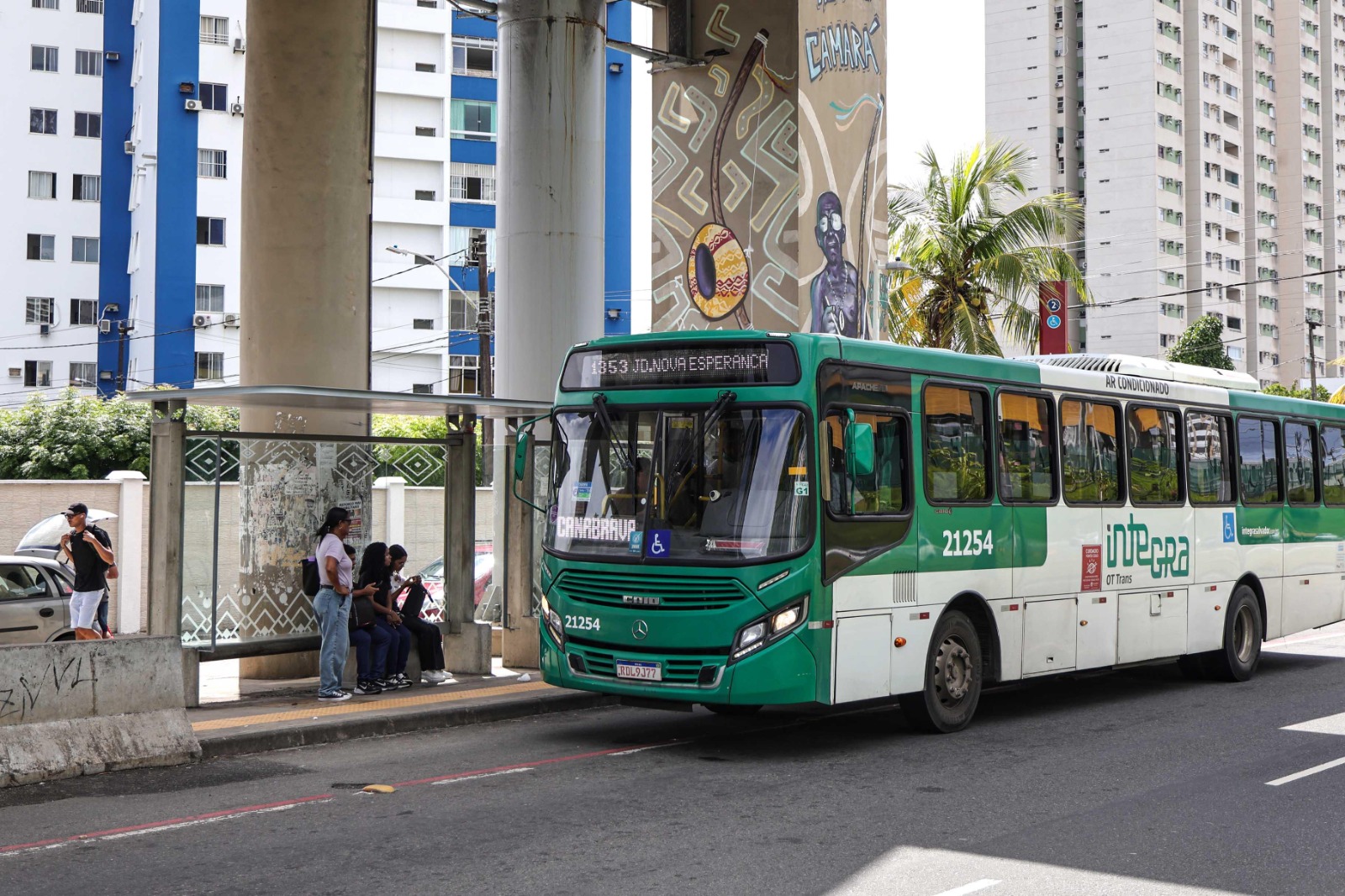 Rodoviários podem ganhar “passe livre” para acessar transporte público da Bahia