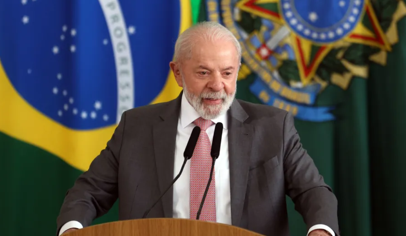 Lula oficializa “Pix da Pensão” com cobrança automática