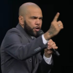 Daniel Alves é condenado a pagar multa de R$ 11,6 milhões ao ex-clube
