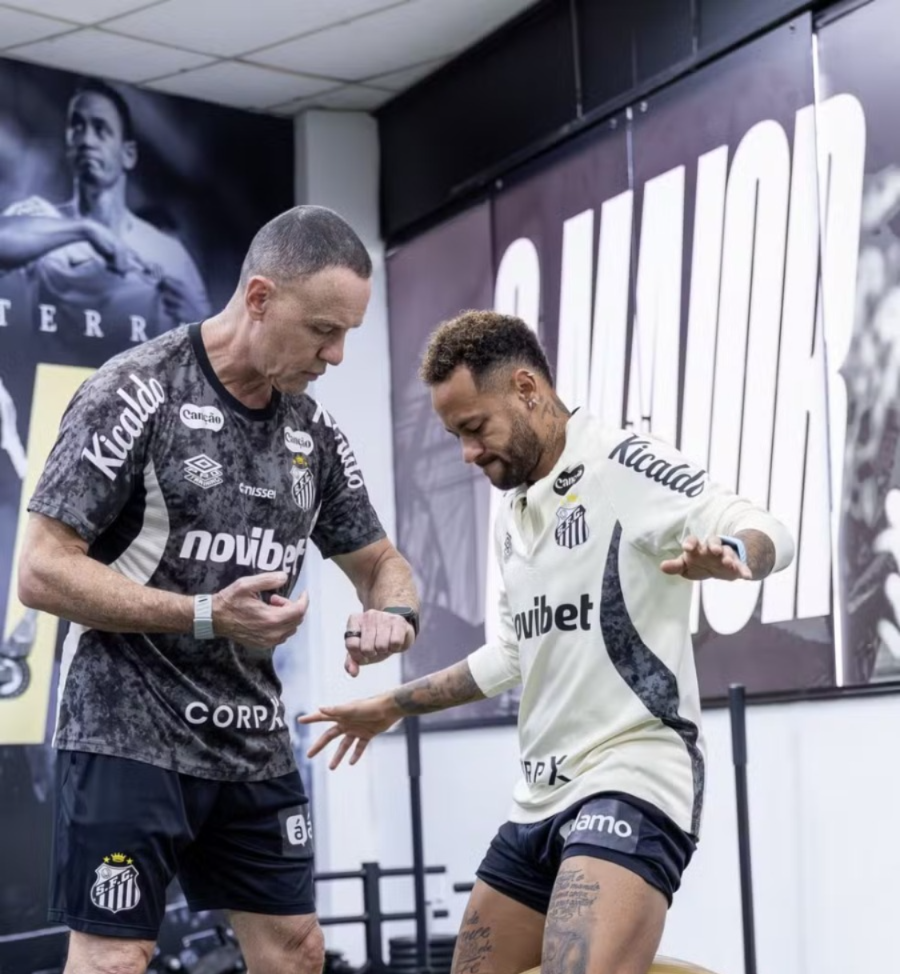 Após nova lesão, Neymar será desfalque por 10 jogos