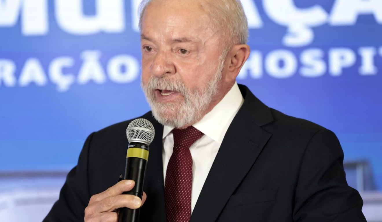 Lula propõe transporte público gratuito aos fins de semana