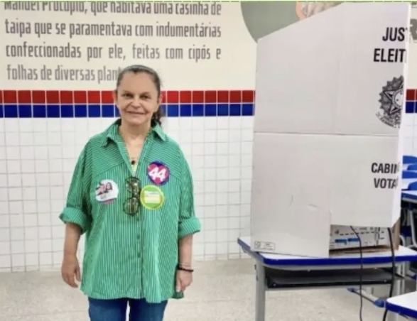 Prefeita de Conceição do Jacuípe demite funcionários da prefeitura que votaram no PT após derrota de Flávio