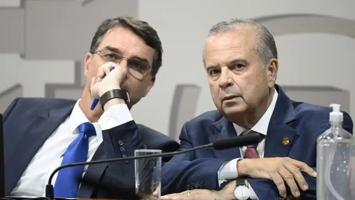 Aliados de Flávio Bolsonaro tentam enterrar fim da escala 6×1