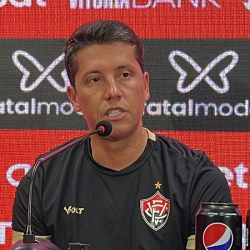 Kayzer fica de fora na Sul-Americana, foco pro BaVi ?