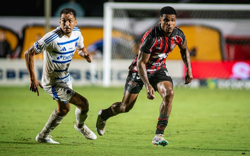 Situação do lateral Jamerson do Vitória