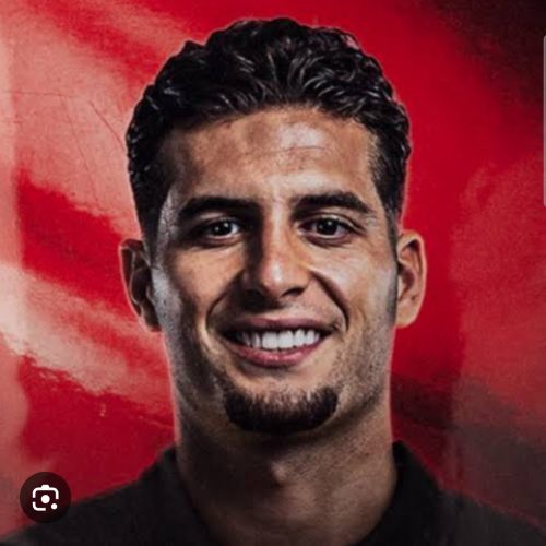 Vitória anuncia contratação do meia Rúben Rodrigues, destaque no futebol inglês