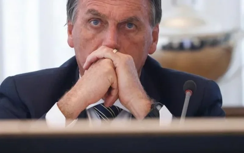 Declaração de Bolsonaro sobre anistia e taxação de Trump gera polêmica política