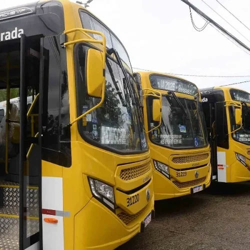 Treze linhas de ônibus de Salvador recebem reforço a partir desta terça (22); novas rotas são criadas