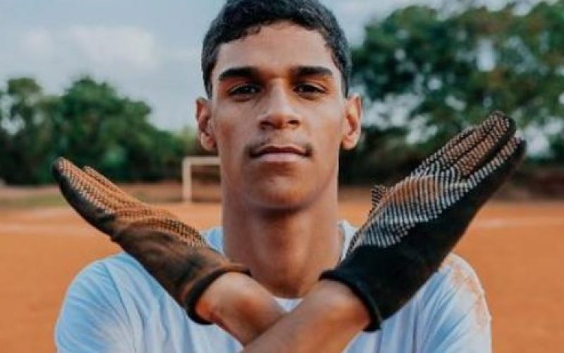 Luva de Pedreiro é internado em hospital de João Pessoa às pressas; saiba detalhes