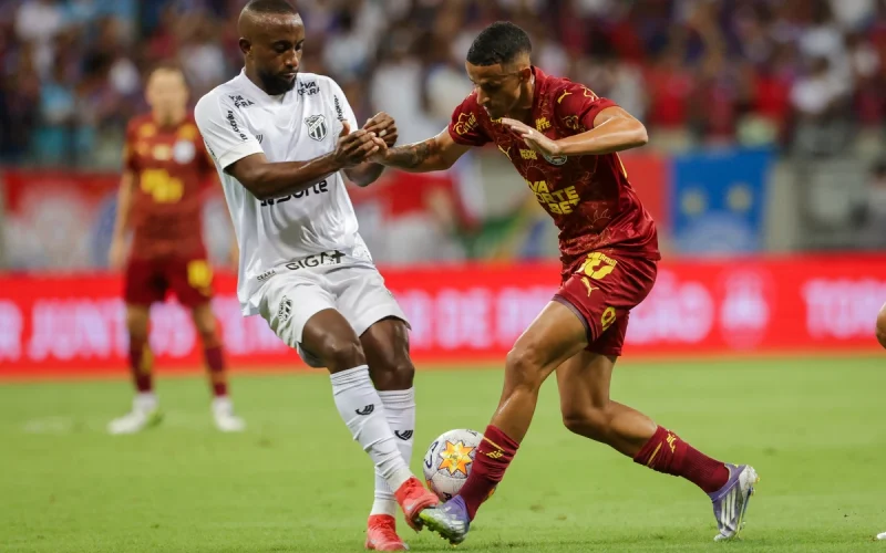 Nos acréscimos, Bahia vence o Ceará e garante vaga na final da Copa do Nordeste 2025