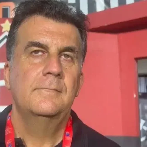 Fábio Mota pede desculpas após 8 a 0 sofrido pelo Vitória: “Estou me sentindo humilhado”