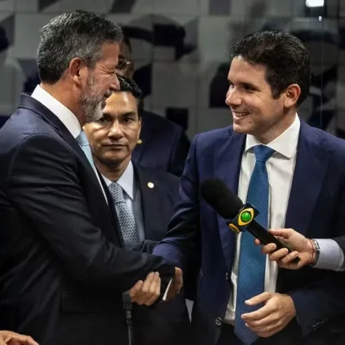 Isenção do IR até R$ 5 mil: veja como oposição e Centrão articulam a aprovação sem taxar fortunas
