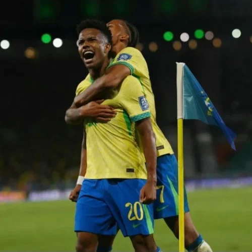Com belos gols, Brasil vence Chile e segue invicto na Era Ancelotti