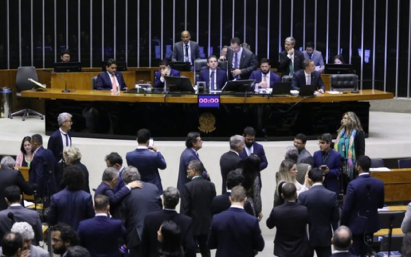 Projeto Antifacção é aprovado na Câmara dos Deputados