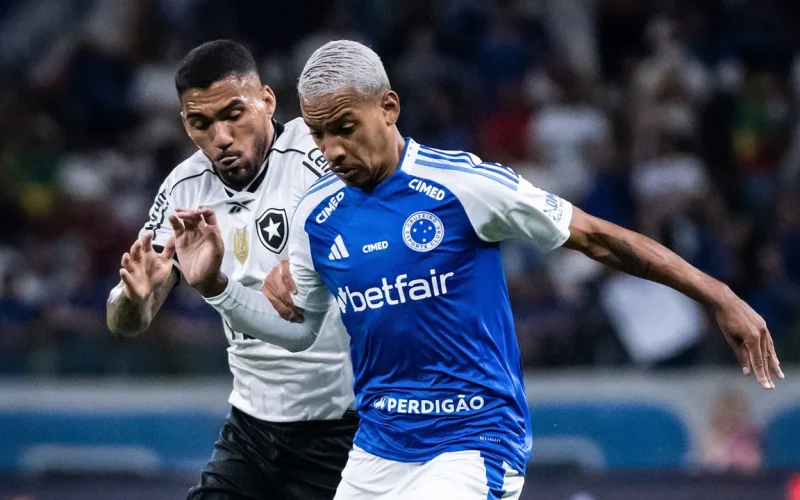 Botafogo tropeça e Bahia volta a depender só de si no Brasileirão