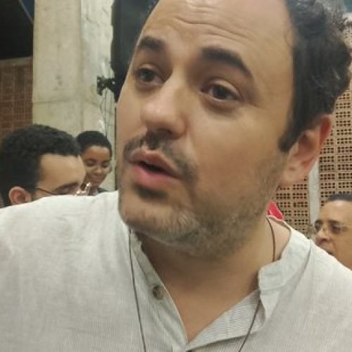 Câmara aprova seis meses de suspensão para Glauber Braga