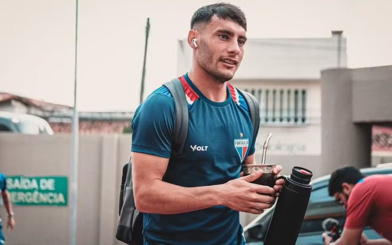 Vitória tem caminho livre para fechar com meia argentino