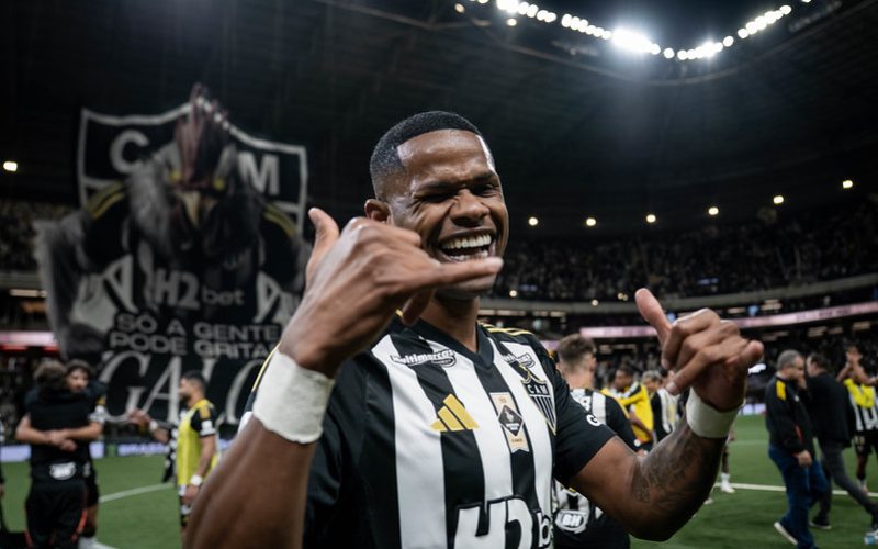 Bahia negocia contratação de atacante baiano campeão da Libertadores