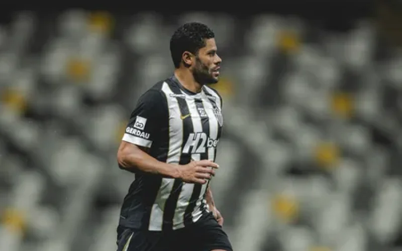 Hulk pode ser poupado contra o Vitória, admite técnico do Atlético-MG