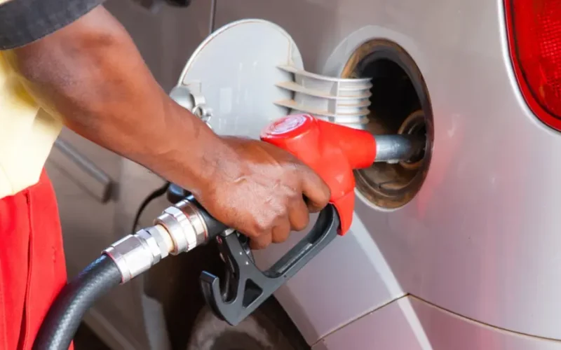 Governo articula com estados redução temporária do ICMS sobre diesel para evitar crise no abastecimento