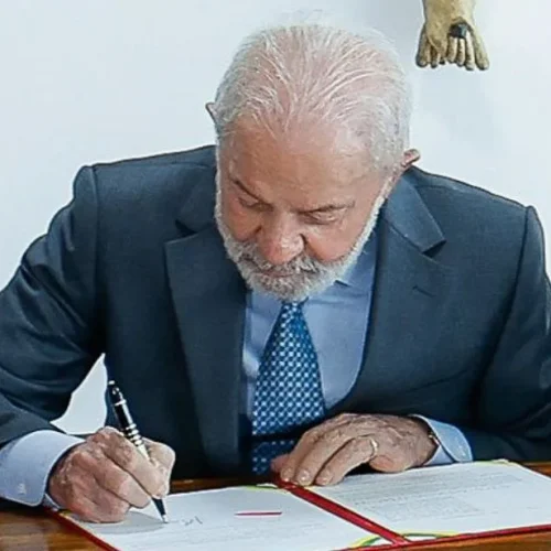 Lula sanciona Lei Antifacção, mas veta dois trechos