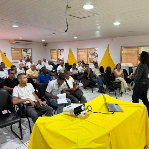 Semob reforça orientação a rodoviários sobre embarque e desembarque fora do ponto para mulheres e idosos à noite