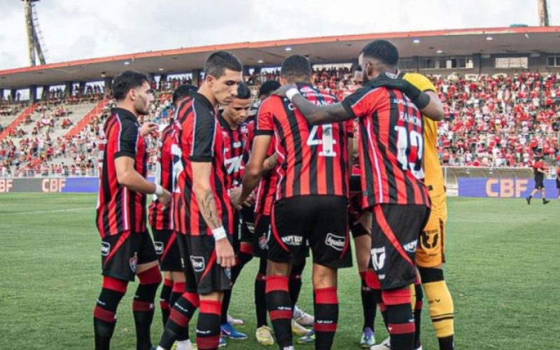 Vitória tem sequência de jogos fora de casa