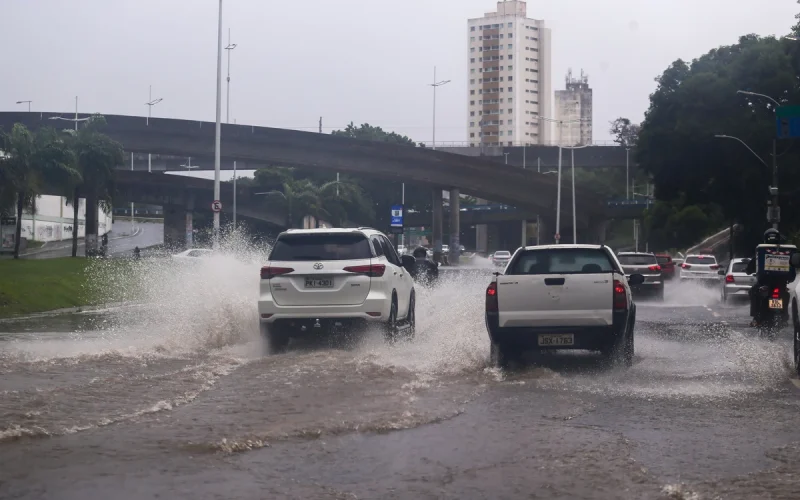Prepare o guarda-chuva: semana deve começar instável em Salvador