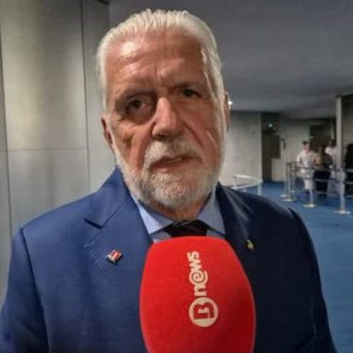 Jaques Wagner manda recado após deixar liderança: “Provar minha inocência”