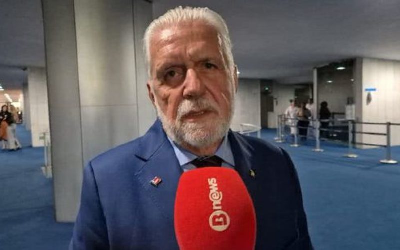 Jaques Wagner manda recado após deixar liderança: “Provar minha inocência”