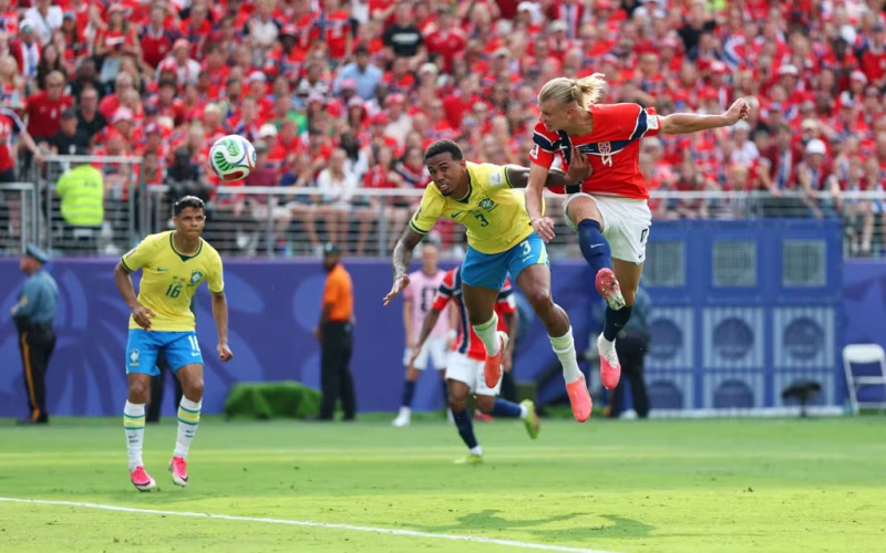 Brasil perde para a Noruega e está eliminado da Copa do Mundo