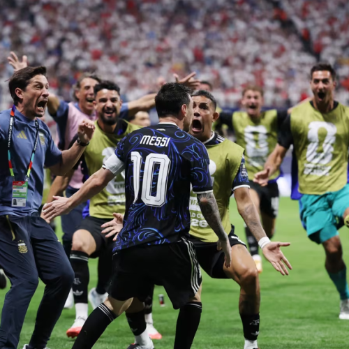 Argentina vence Inglaterra e avança à final da Copa do Mundo