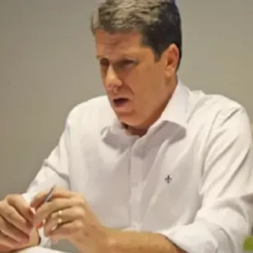 Auditoria aponta falhas na gestão de pessoal sob comando de Zé Cocá
