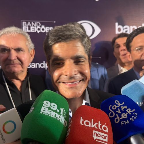 ACM Neto diz que debate expôs diferenças para Jerônimo e nega uso de IA para elaborar propostas