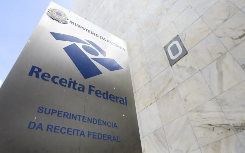 Receita Federal promove leilão com 52 lotes de mercadorias apreendidas em Salvador